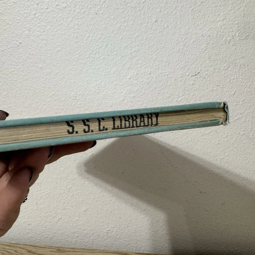 In the Wake of‎ the Whale by John A. Barbour 1969 Retired Library Copy